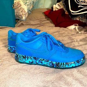 Blue Air Force 1’s